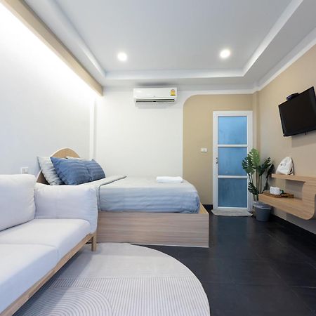 The Seathru Koh Larn Hotel Pattaya ภายนอก รูปภาพ
