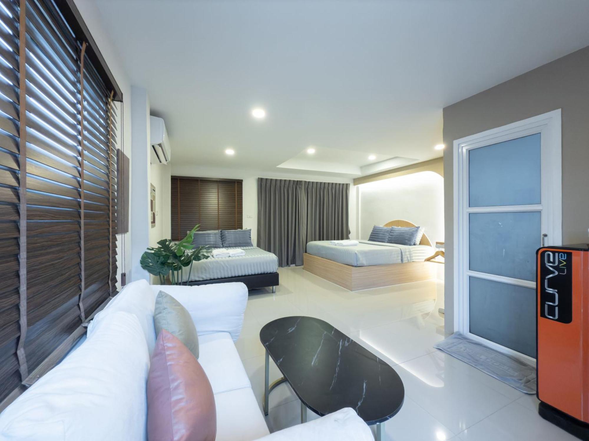 The Seathru Koh Larn Hotel Pattaya ภายนอก รูปภาพ